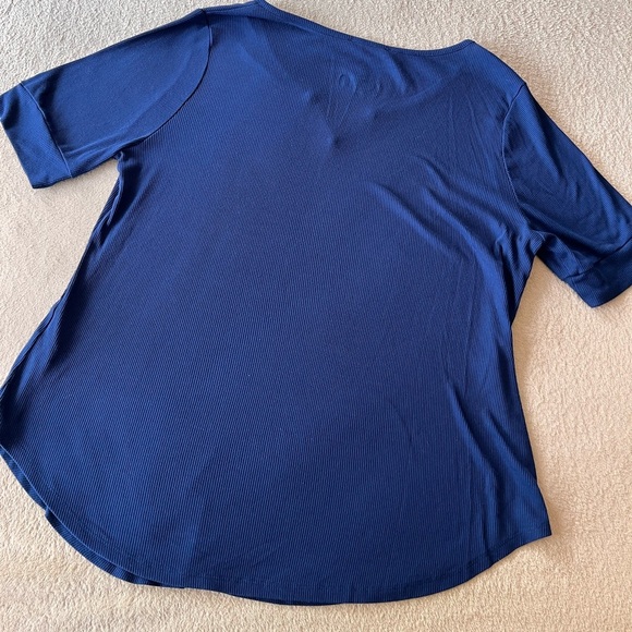 Love & Legend Blue Ribbed V-Neck Stretch Tee 1X - Picture 4 of 7